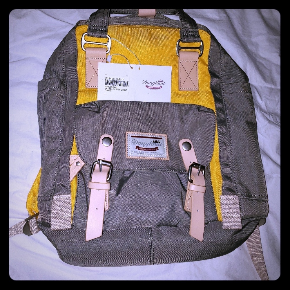 Doughnut Brand 15inch Back pack